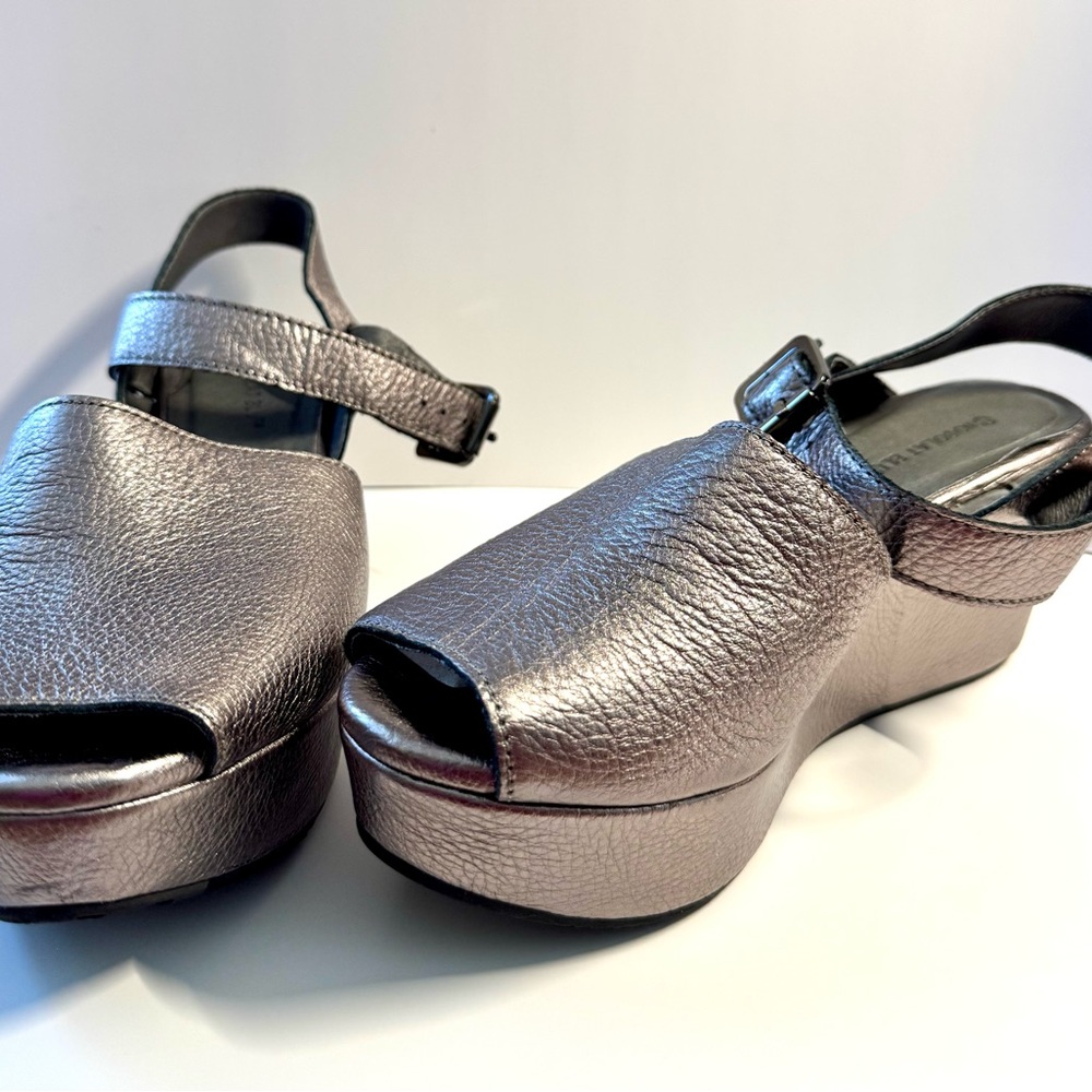 Chic Metallic Women's Platform Sandals